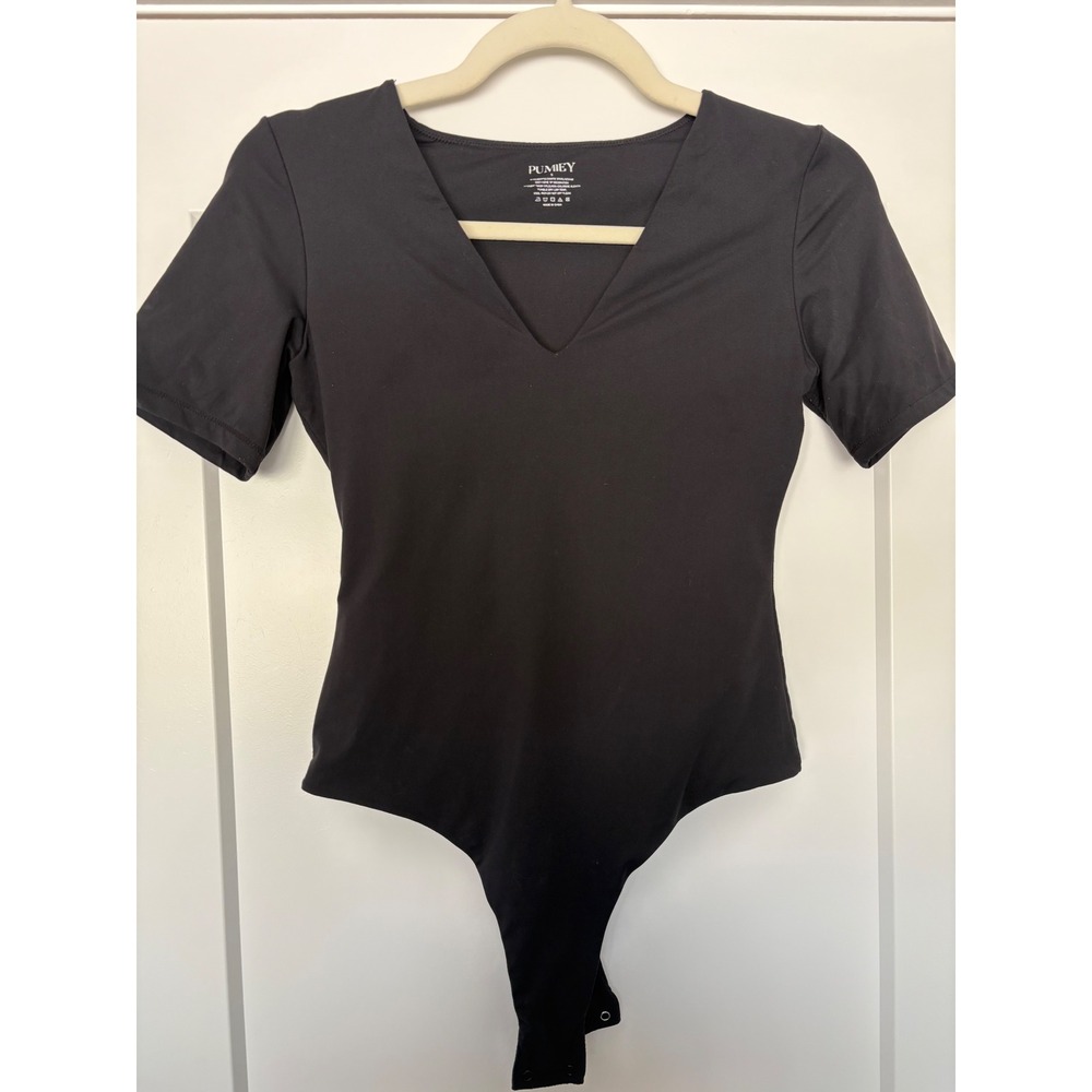PUMIEY Edgy Festival Whimsygoth V-Neck Short Sleeve Bodysuit S Snap Closure